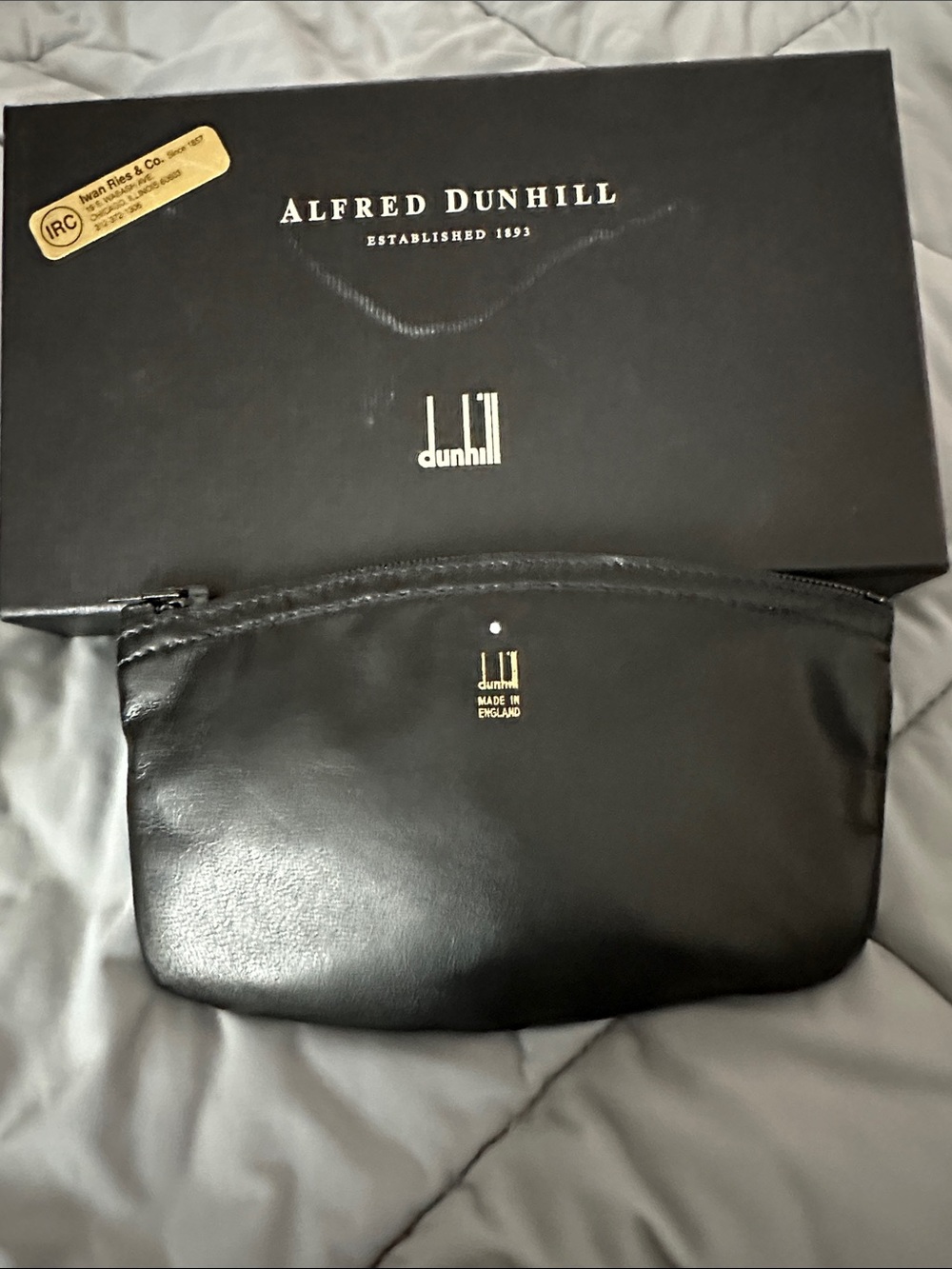 New in Box Luxury vintage Alfred Dunhill black leather zipper pouch
